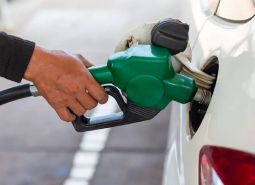 كم سعر البنزين في الامارات لشهر يونيو 2022